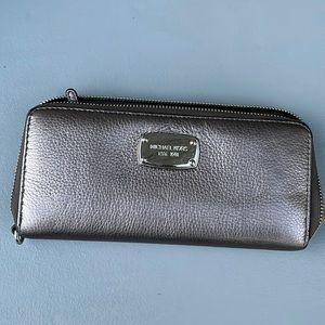 MICHAEL Michael Kors Metallic Wallet